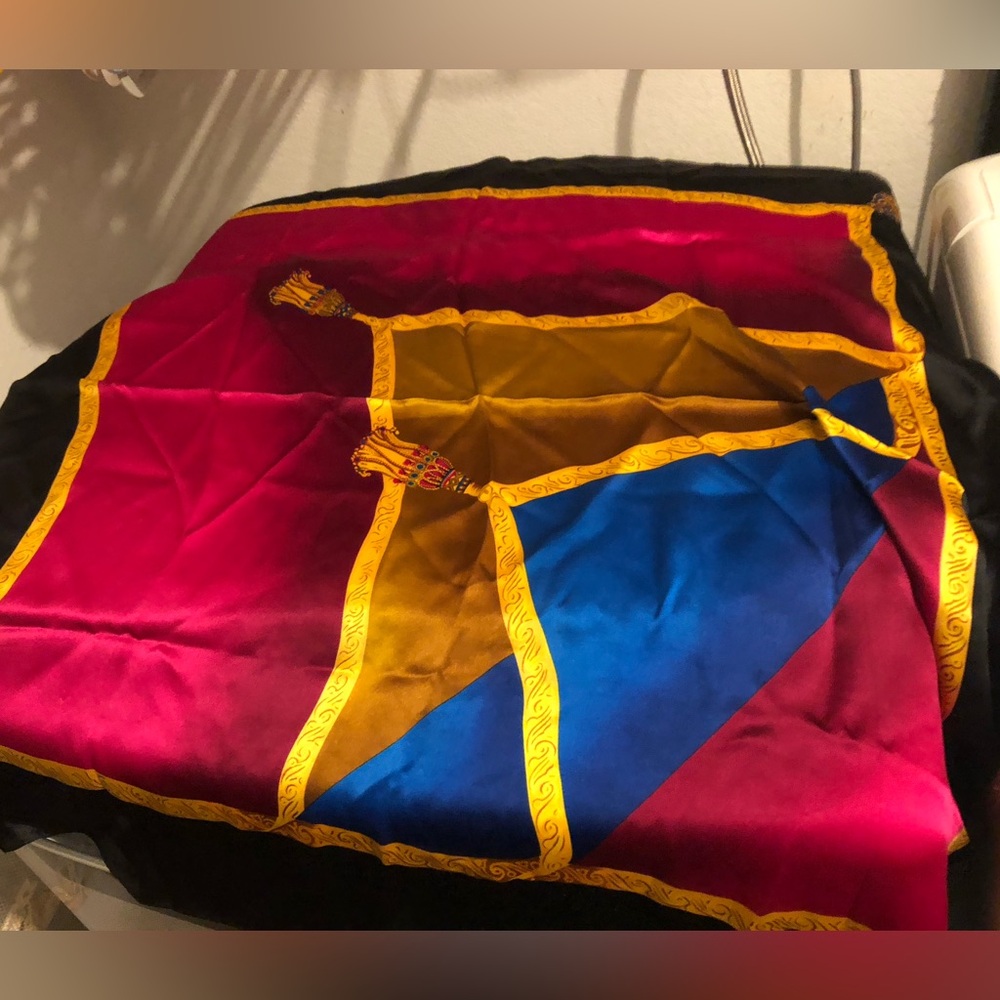 Vintage Linda Allard/Ellen Tracy Silk Scarf- 897 $35 or $30w offer